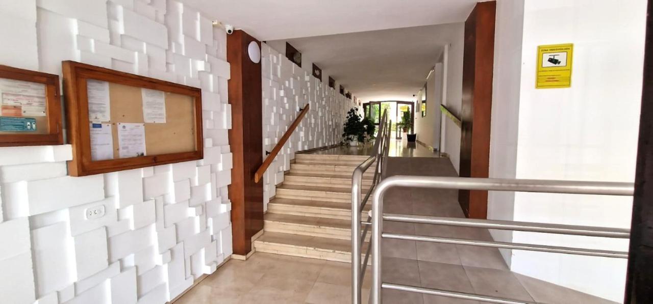 Piscis Apartment Benidorm Bagian luar foto
